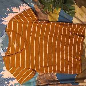 Universal thread stripped shirt